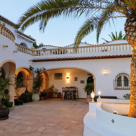Entremarytierra - Piscina Privada - Climatizada Villa